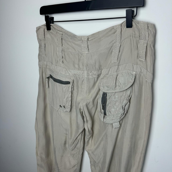Pete and Greta Embroidered cargo pants - Picture 4 of 7